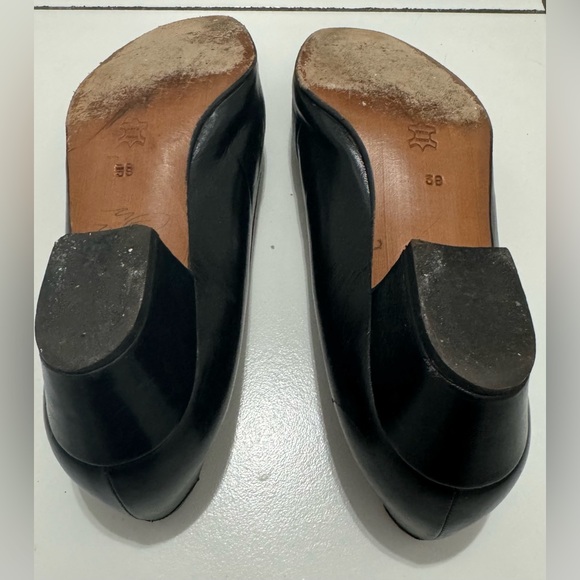 VINTAGE Italian Genuine Leather Black Pumps, Size 7 1/2 (38) - Picture 7 of 11